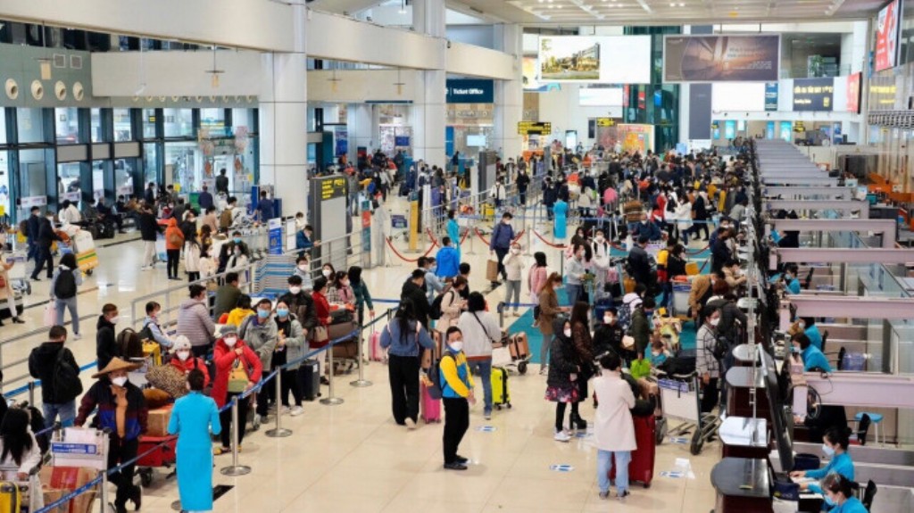 Tăng cường công tác vận tải, bảo đảm an toàn giao thông hàng không dịp Lễ Quốc khánh 02/9 